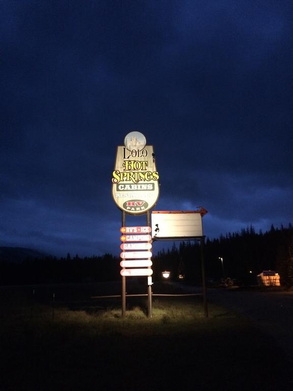 Lolo Hot Springs Hotel Exterior photo